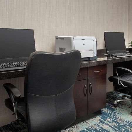 Hilton Garden Inn Dallas/Данканвиль Экстерьер фото
