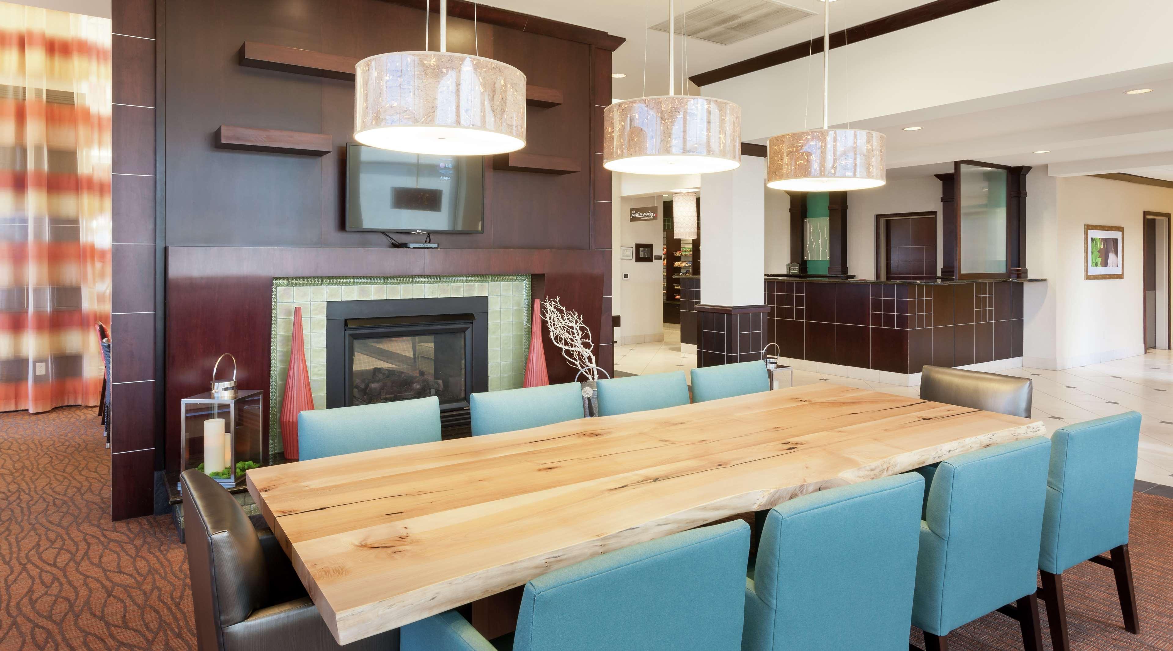 Hilton Garden Inn Dallas/Данканвиль Экстерьер фото