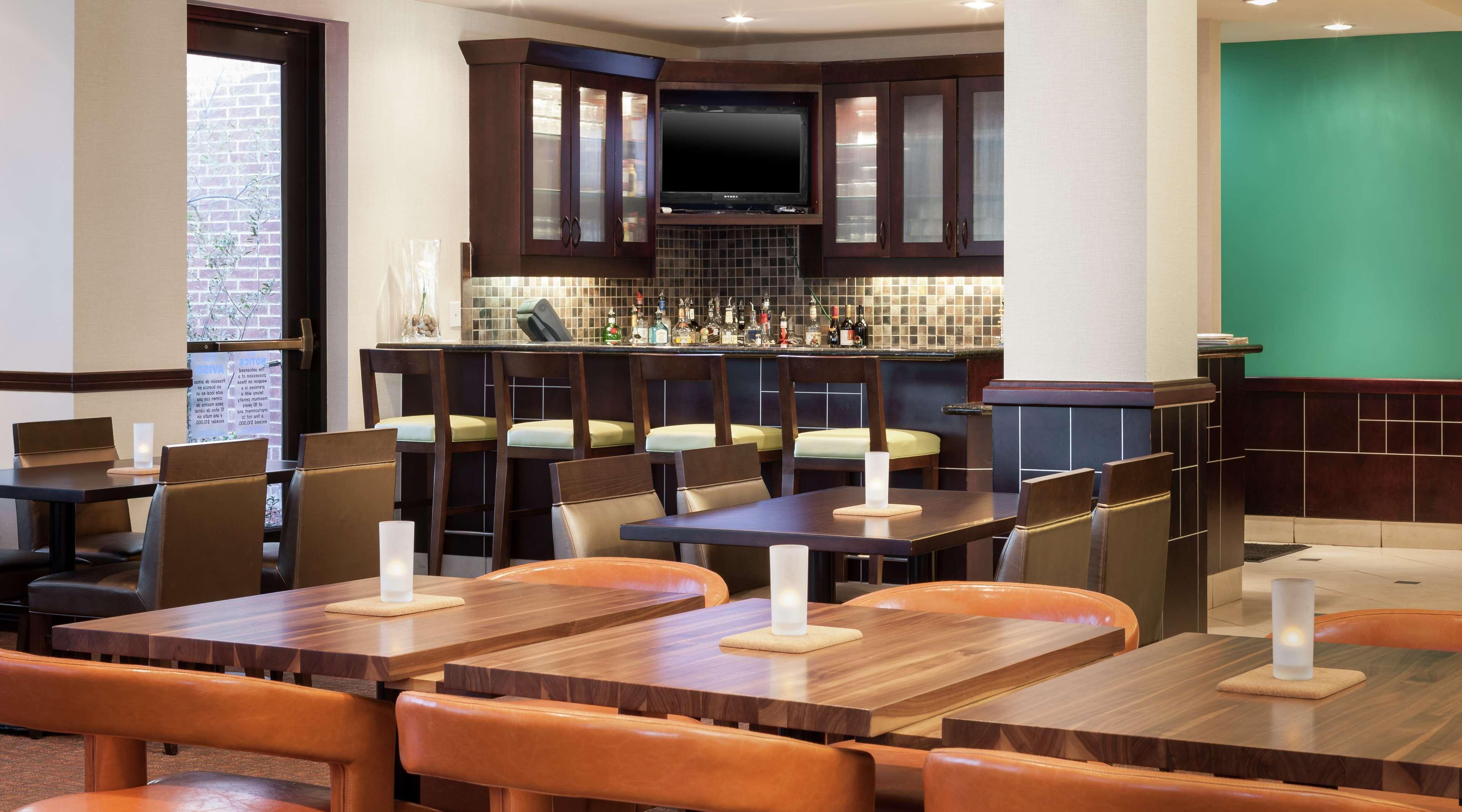 Hilton Garden Inn Dallas/Данканвиль Экстерьер фото