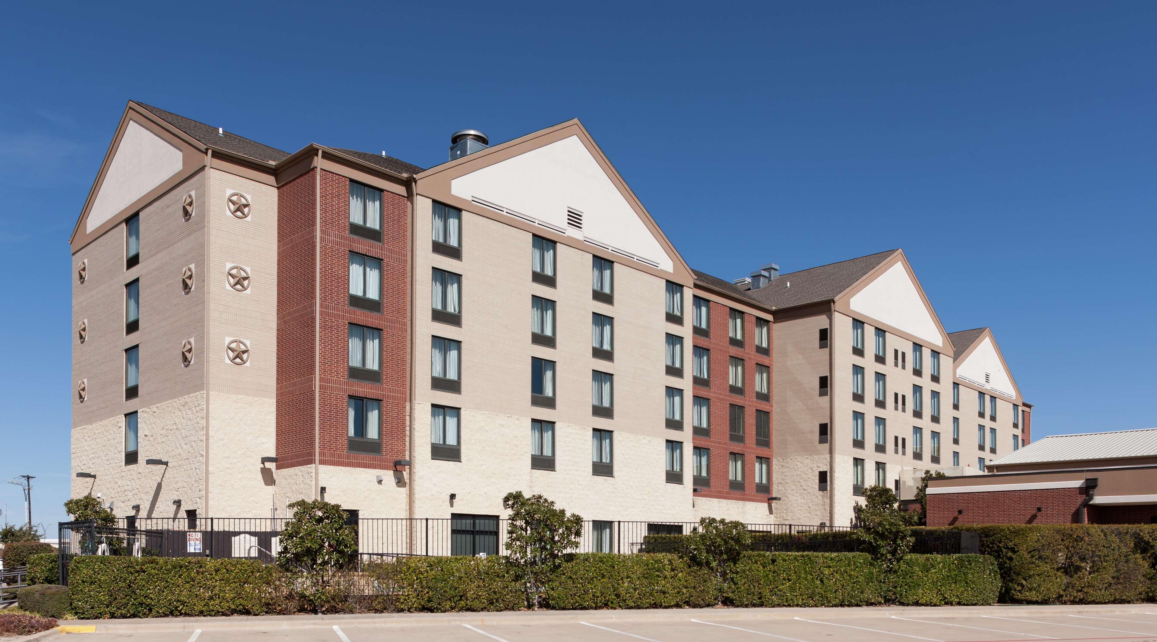 Hilton Garden Inn Dallas/Данканвиль Экстерьер фото