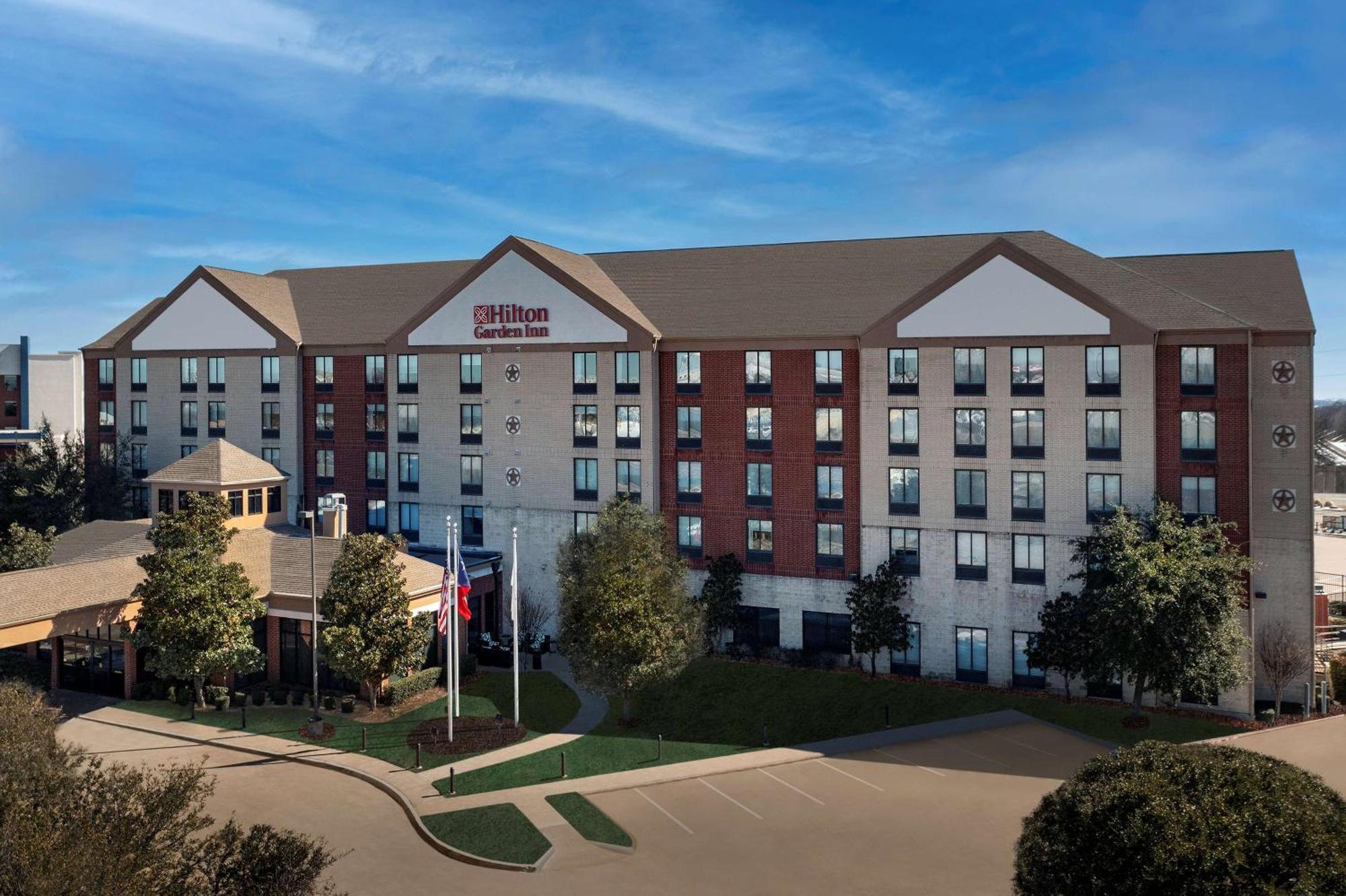 Hilton Garden Inn Dallas/Данканвиль Экстерьер фото